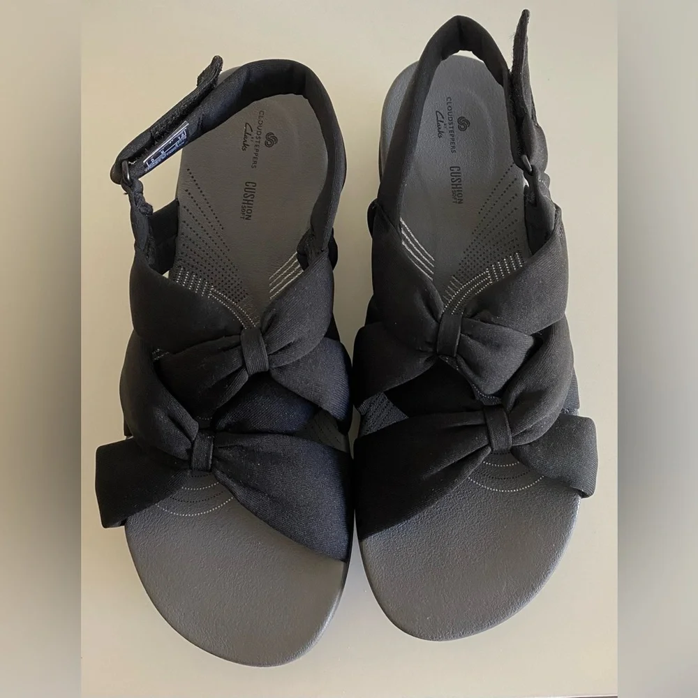 Clarks Cloudsteppers Arla Wide Width Black Sandals size 9.5 (US) - Picture 6 of 8